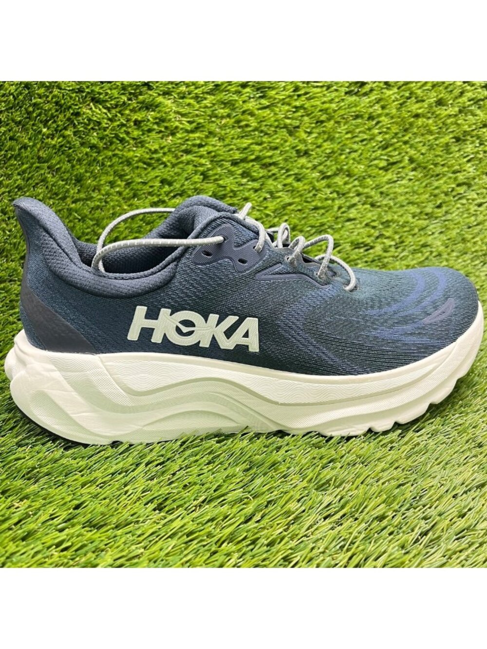 Hoka One One Arahi 8 Mens Size 9EE Blue White Athletic Running Shoes Sneakers